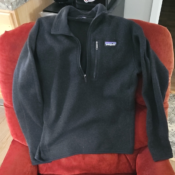 Patagonia Black V-Neck Sweater - Picture 1 of 2